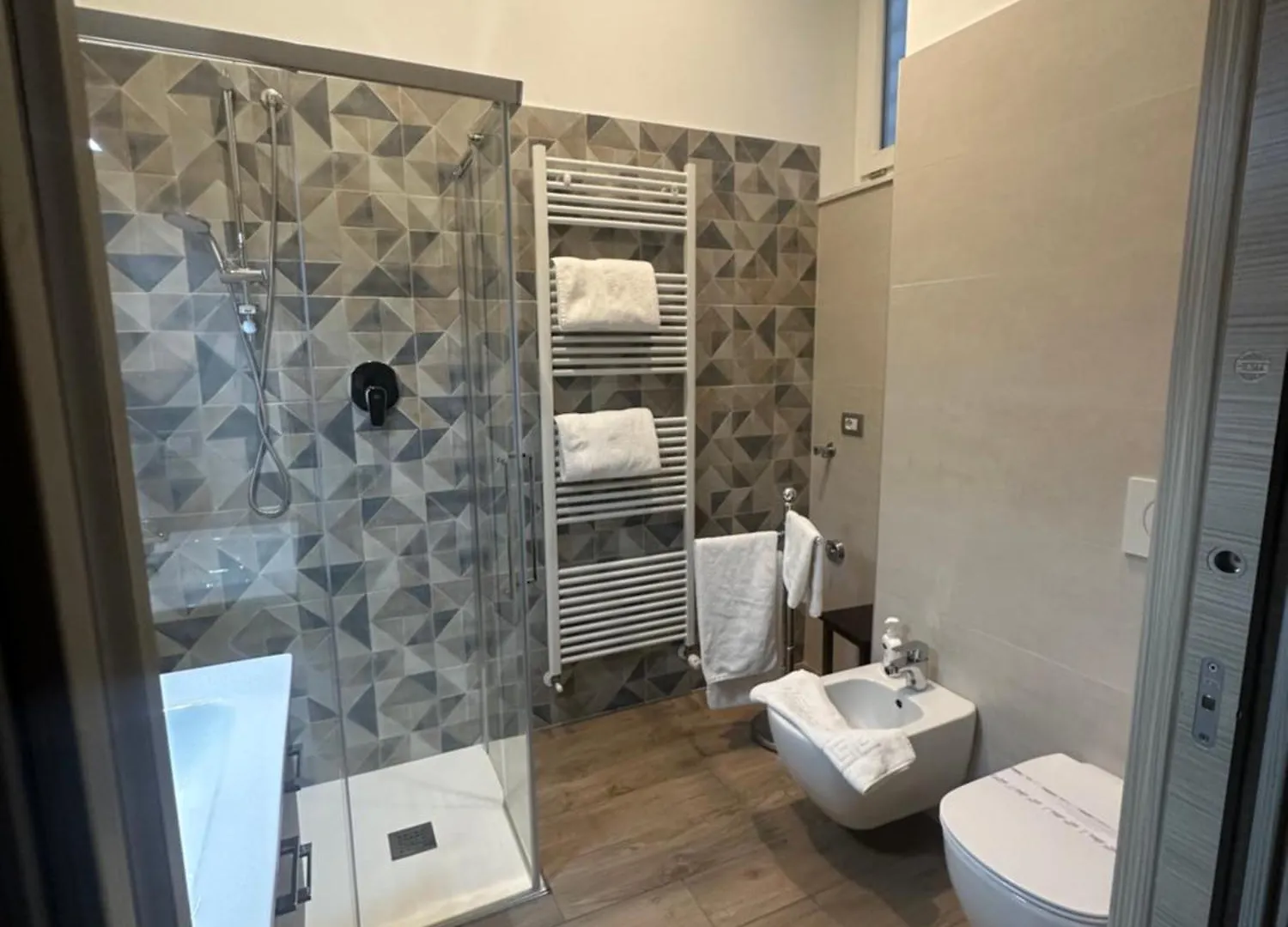 Guest house Residenza Pezzani Hotel Parma Italy